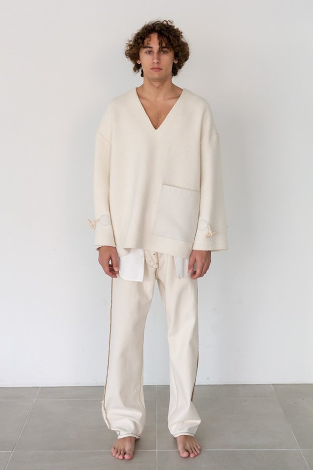 Tweed leather pocket v-neck knit (Ivory)  [Man] 