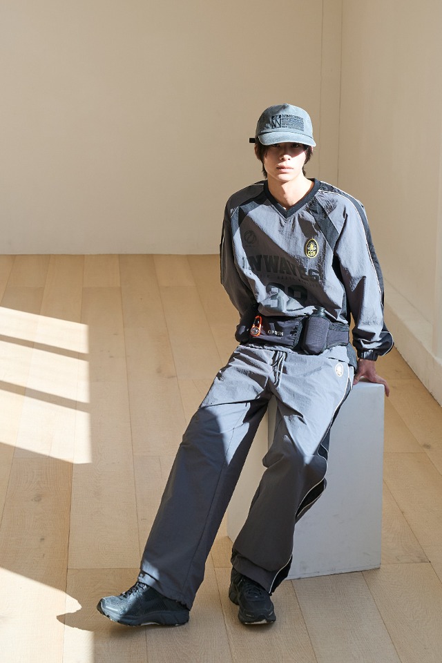 Nylon V-neck Jersey Set-Up (Charcoal) CSOs-018 [Unisex] 